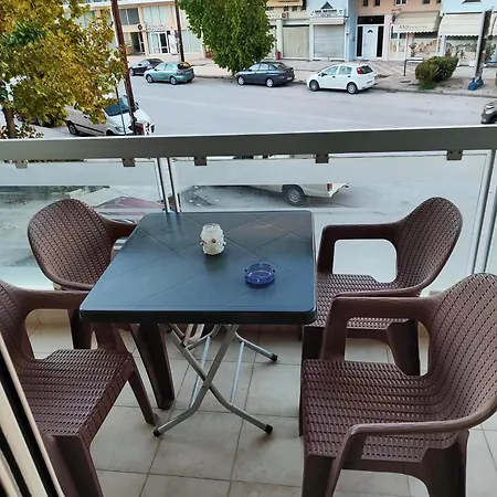 δροσιά 公寓 纳夫普利翁